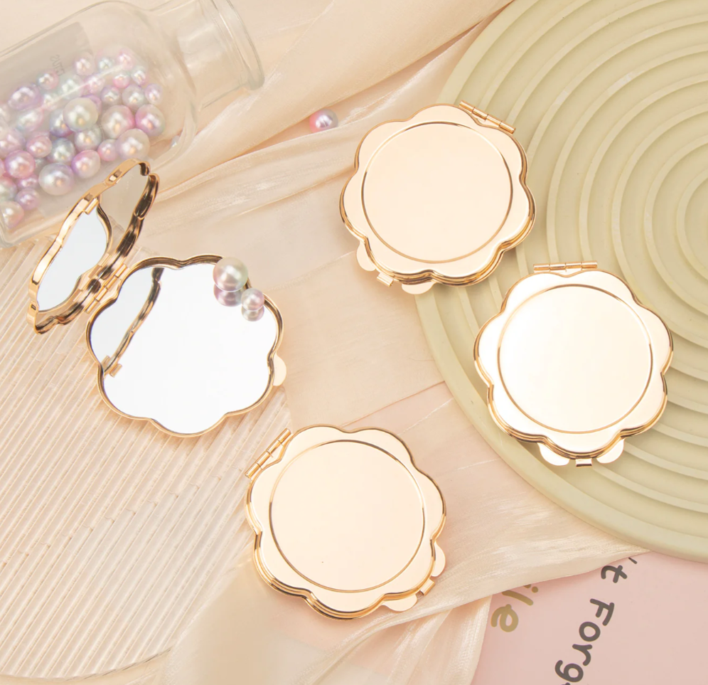 Gold Flower Compact Mirror with Pearls